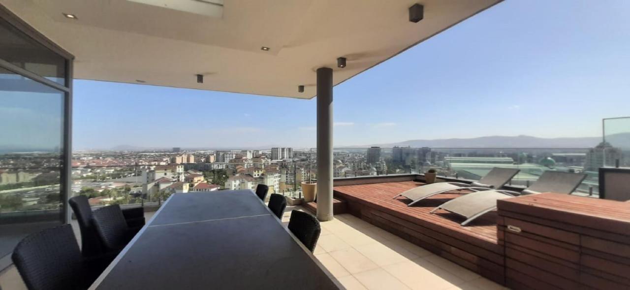 The Residences At Crystal Towers Aparthotel 4*