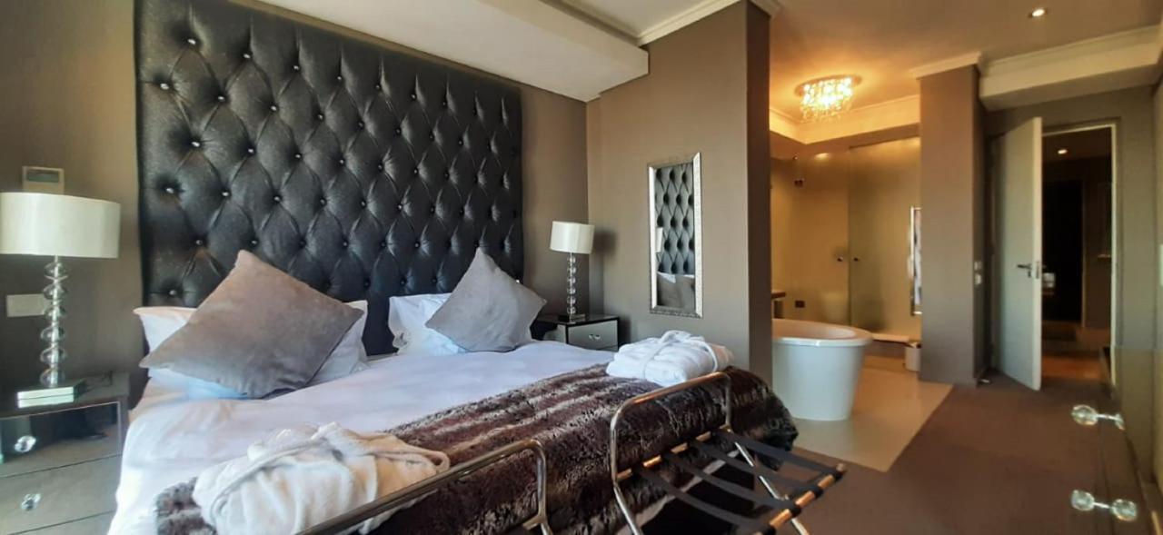 The Residences At Crystal Towers Aparthotel Cape Town
