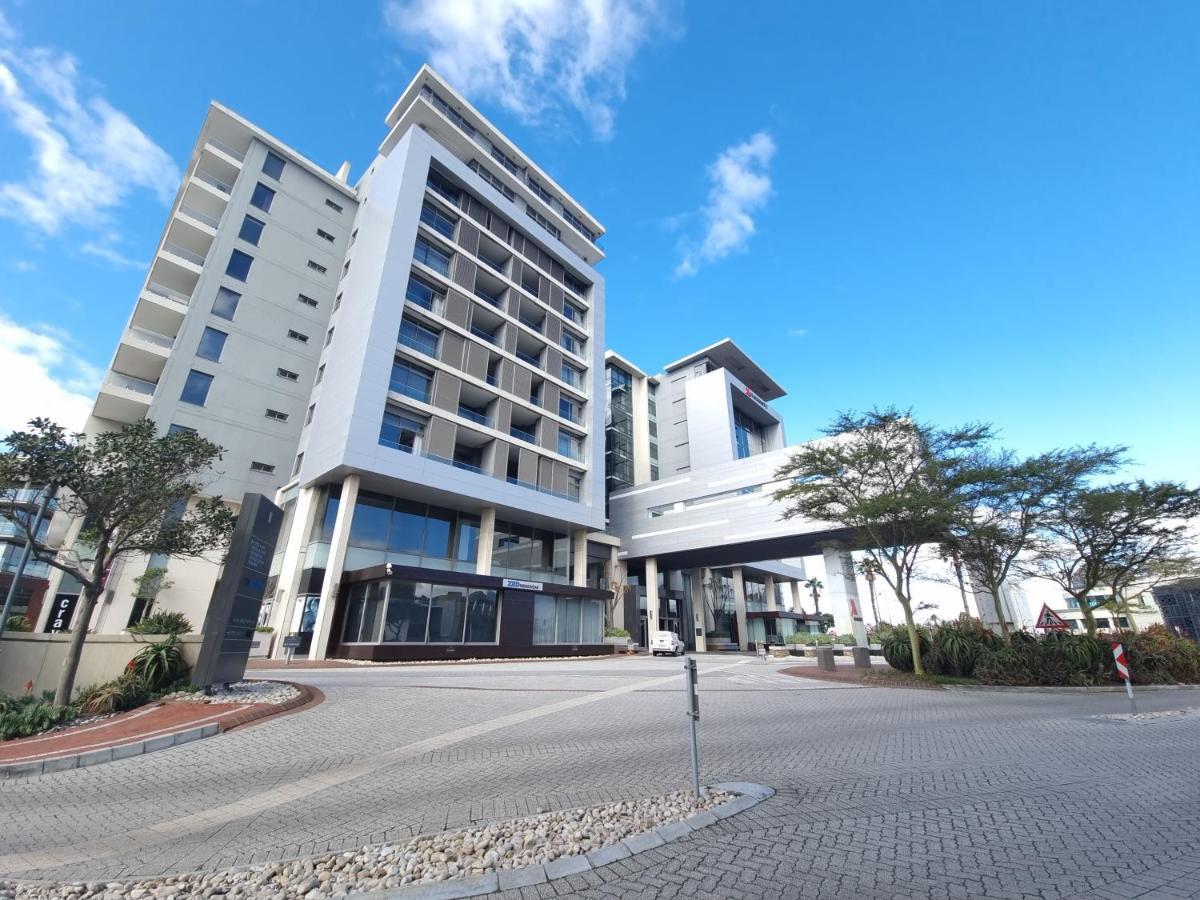 Aparthotel The Residences At Crystal Towers 4*